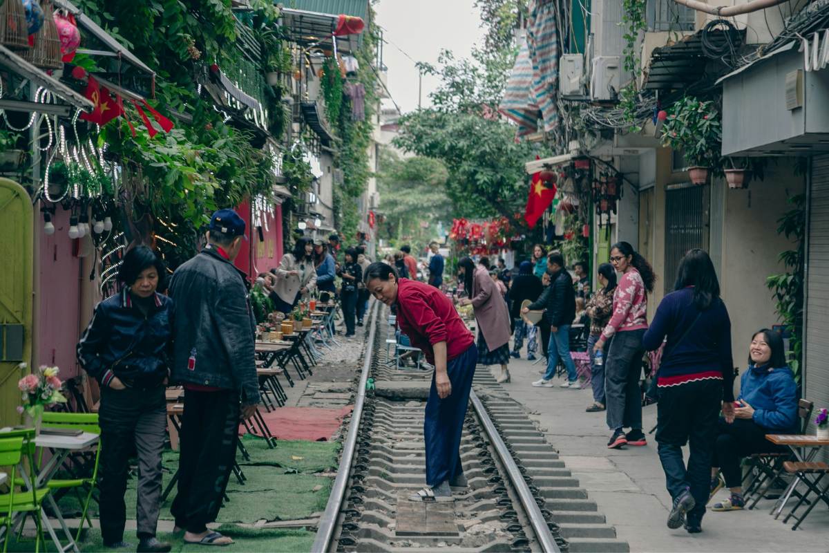 Hanoi train street