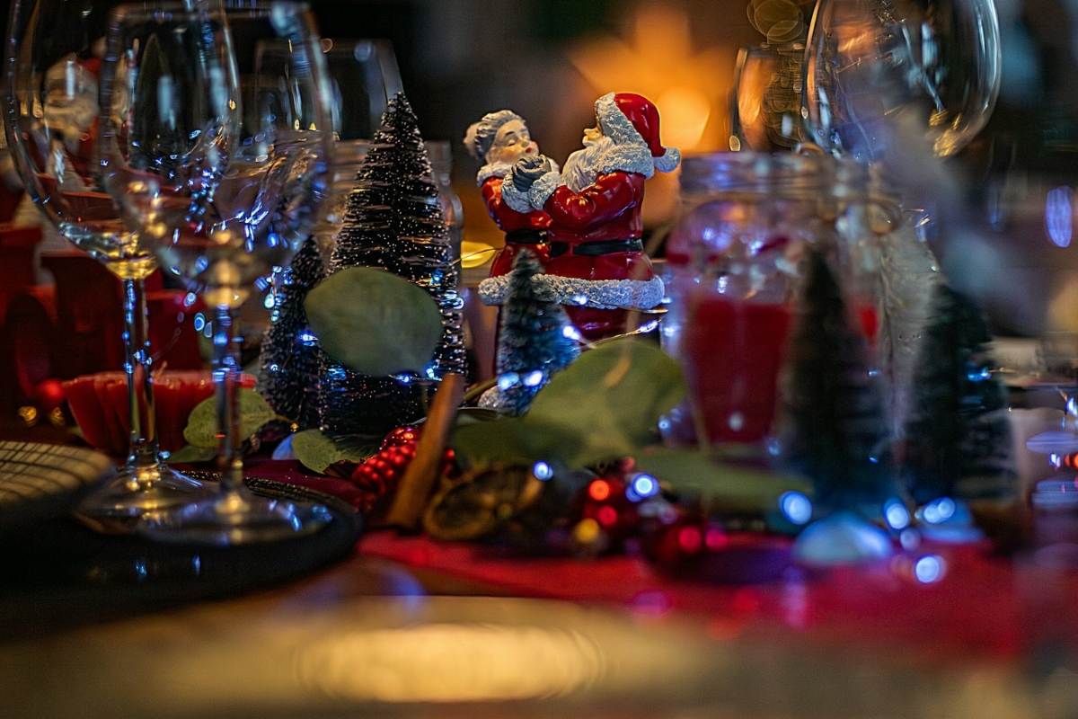 Mulled wine at a Christmas market stall